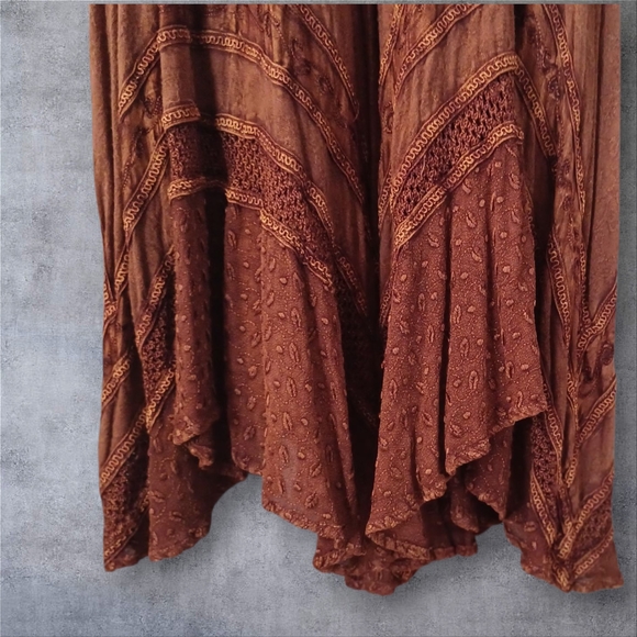 Chic Brown Maxi Skirt for Women - Picture 2 of 4